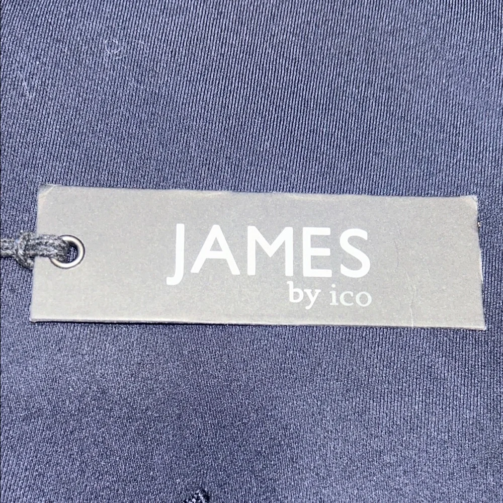 Sophisticated Men's Navy Blazer by jf j.ferrar